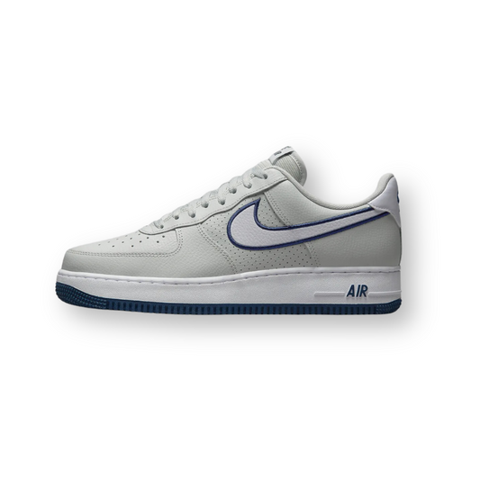 Air Force 1 '07 Low Photon Dust Midnight Navy